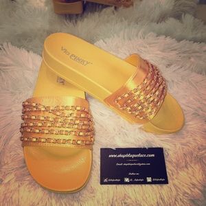 Gold slides with chains